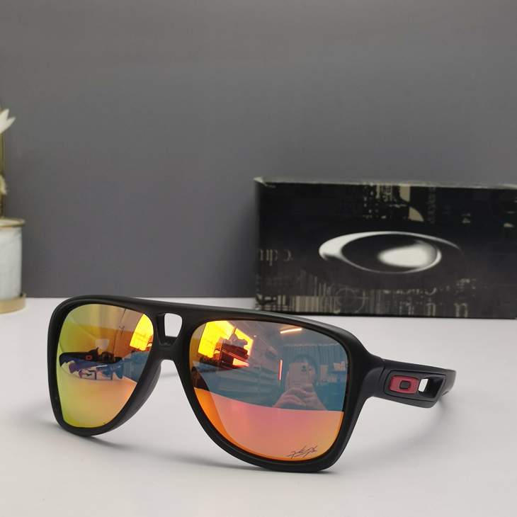 Picture of Oakley Sunglasses _SKUfw66123977fw